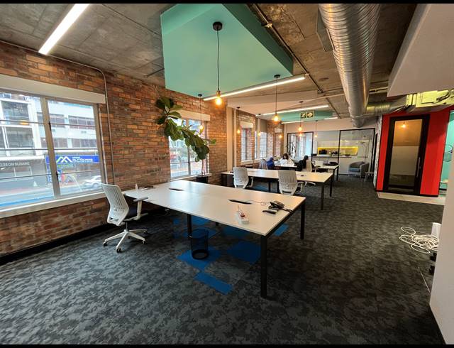 199M² OFFICE TO LET IN GREEN POINT